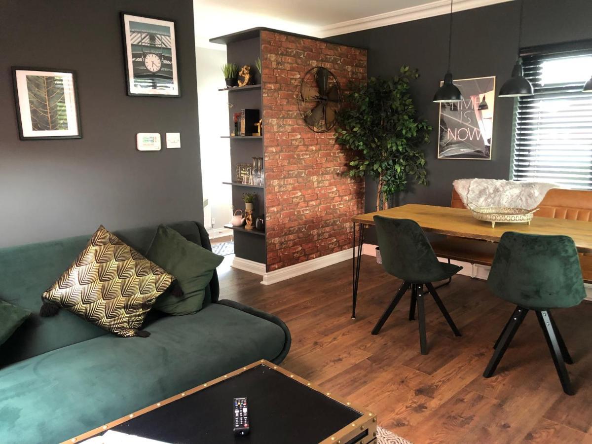 Time Is Now! Beautiful Apartment In York Buitenkant foto